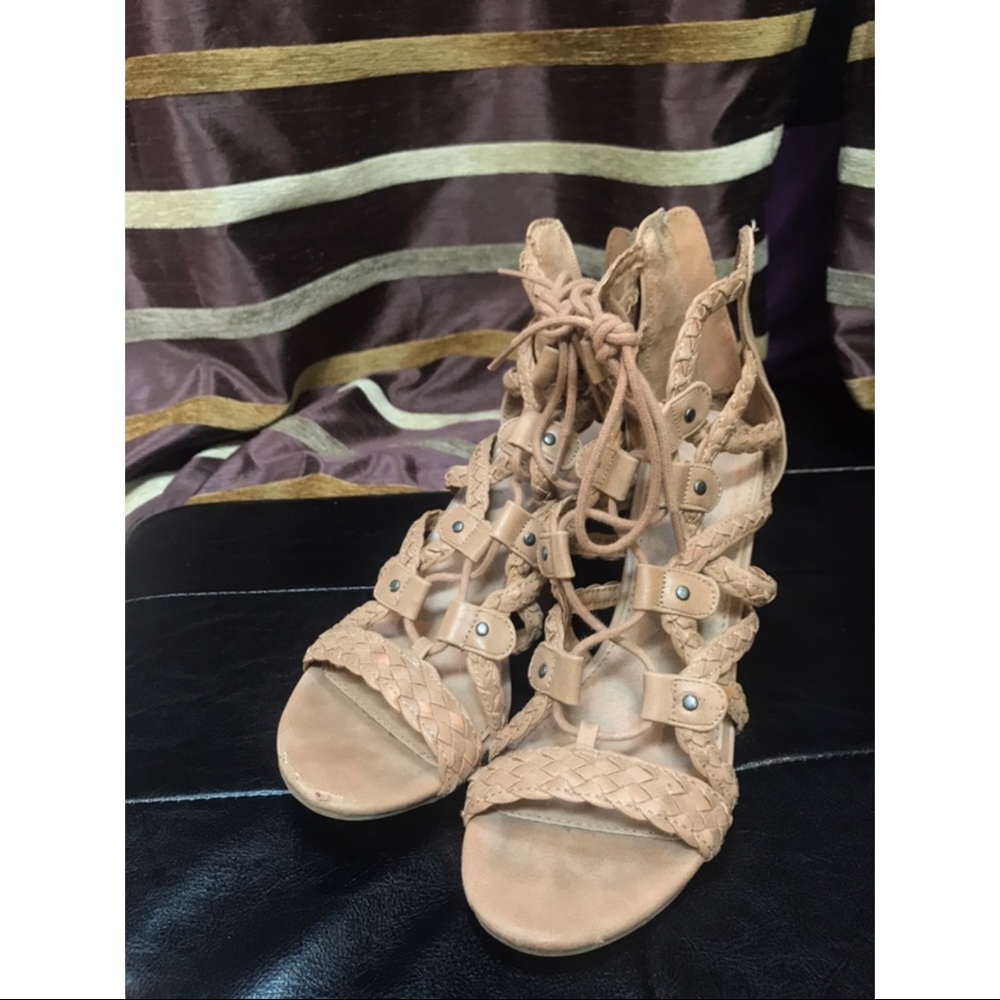 Strappy nude heel